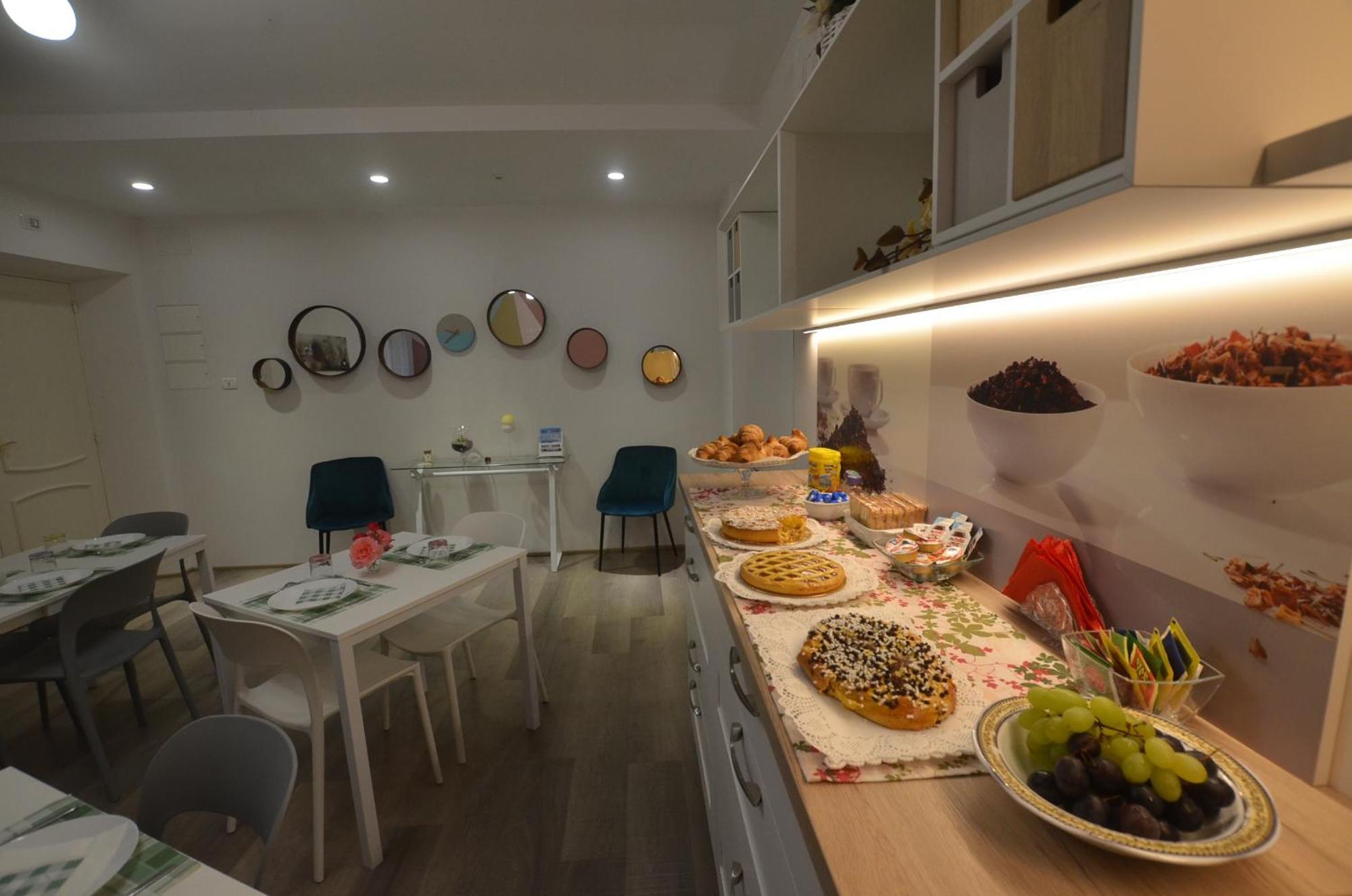 La Coccinella Bed & Breakfast Iesi Bagian luar foto