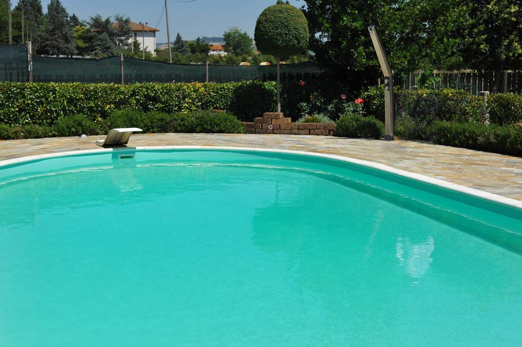 La Coccinella Bed & Breakfast Iesi Bagian luar foto