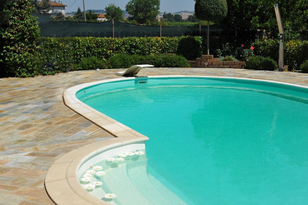 La Coccinella Bed & Breakfast Iesi Bagian luar foto